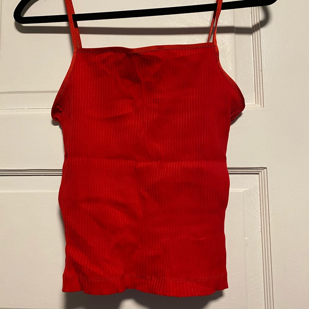 ❗️SOLD❗️WILFRED ARITZIA RED TANK TOP MINT CONDTION